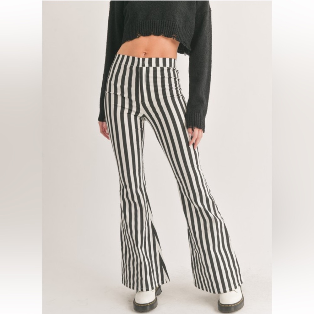 ShopEvelynne Black and White Striped Wide Leg Pants